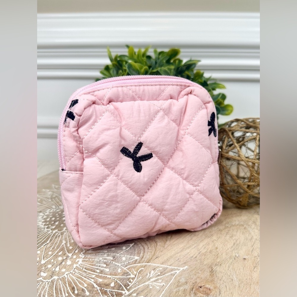 Cute Quilted Cosmetic Bag, Toiletry Bag with Bows